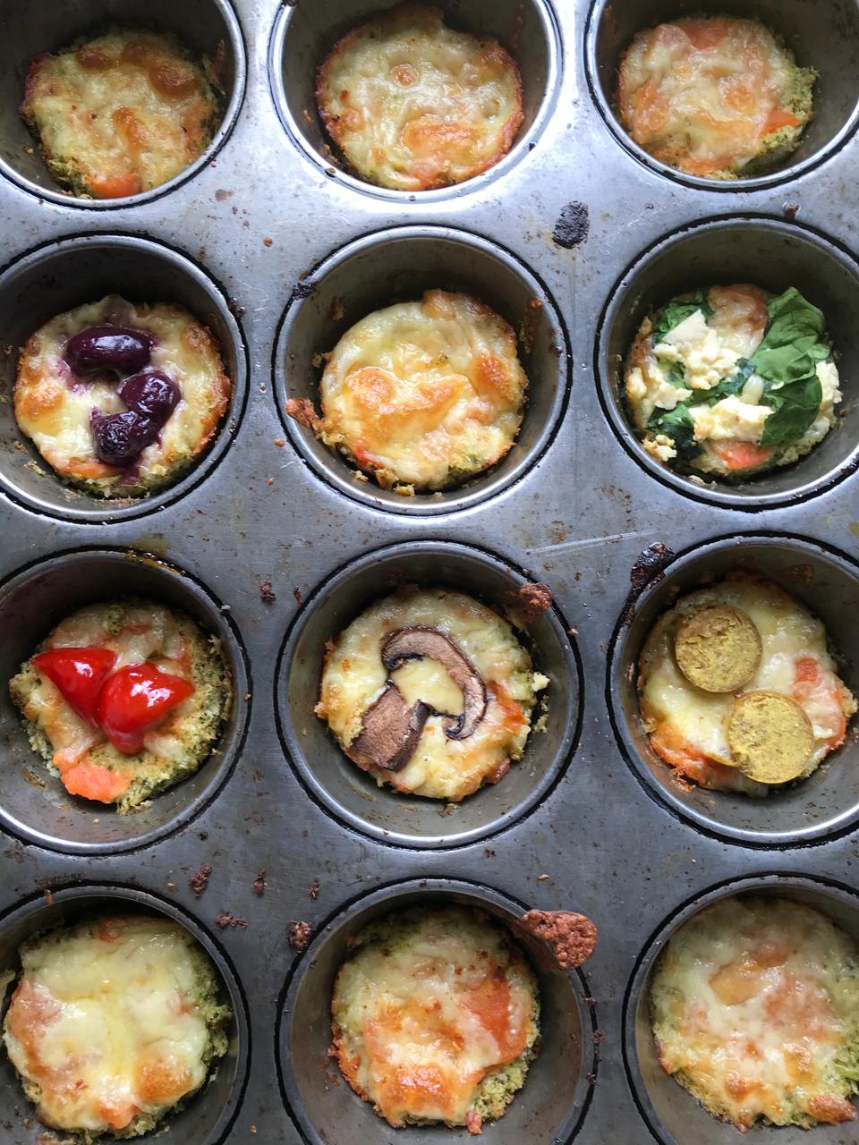 Baking cauliflower pizza in muffin tin