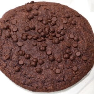 dark chocolate single serving brownie cookie