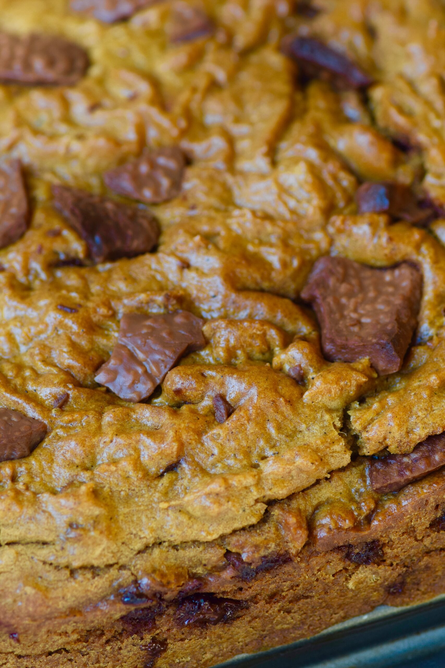 Chocolate chip low carb cookie dough bread