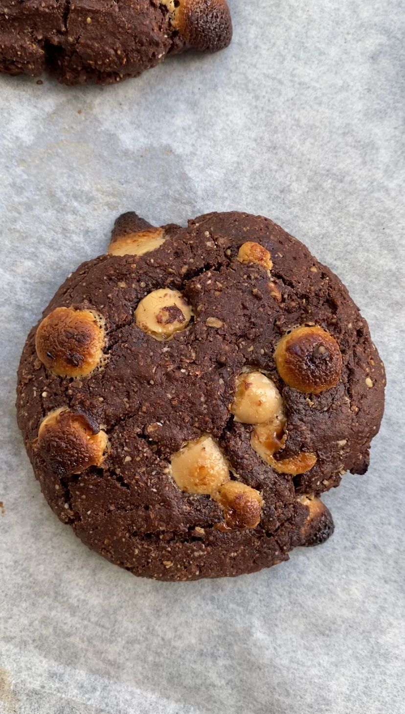 Peanut Butter Caramel Chocolate Chip Cookies