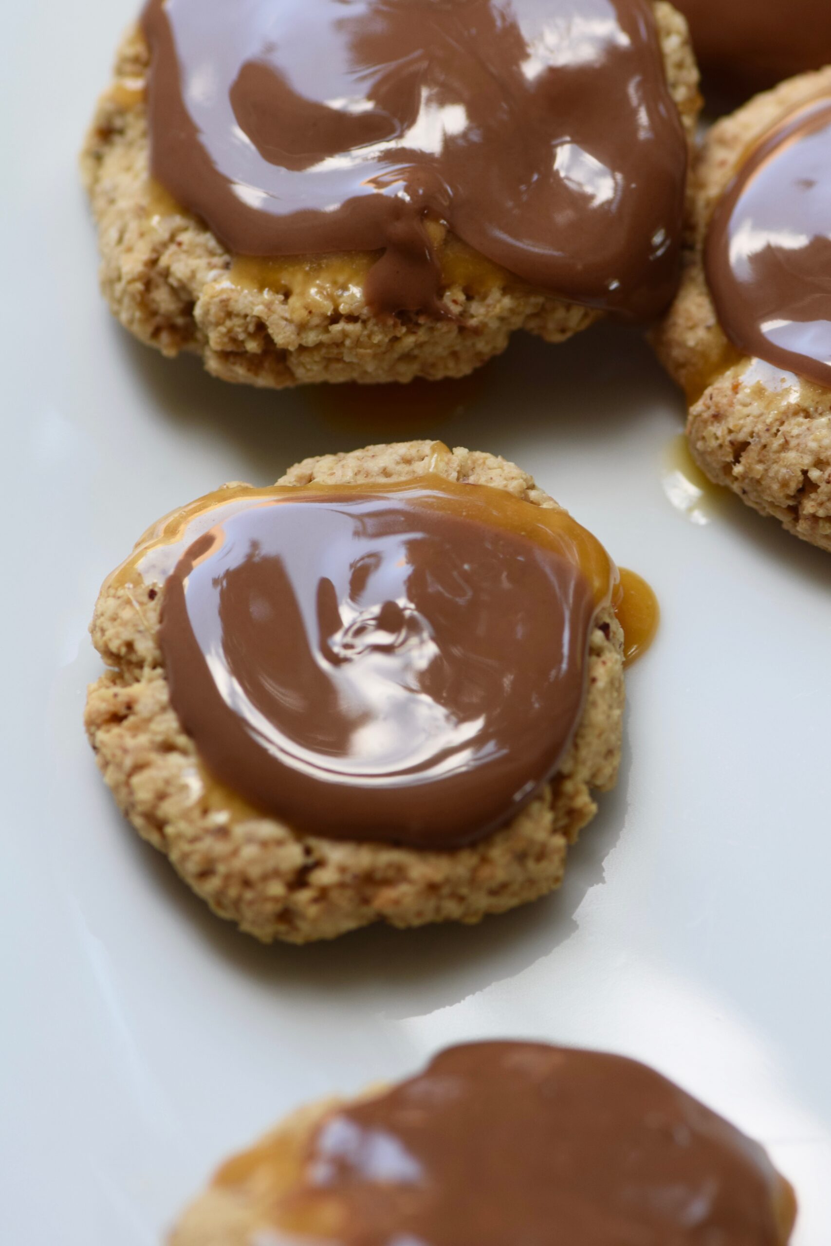 Oatmeal Twix cookies