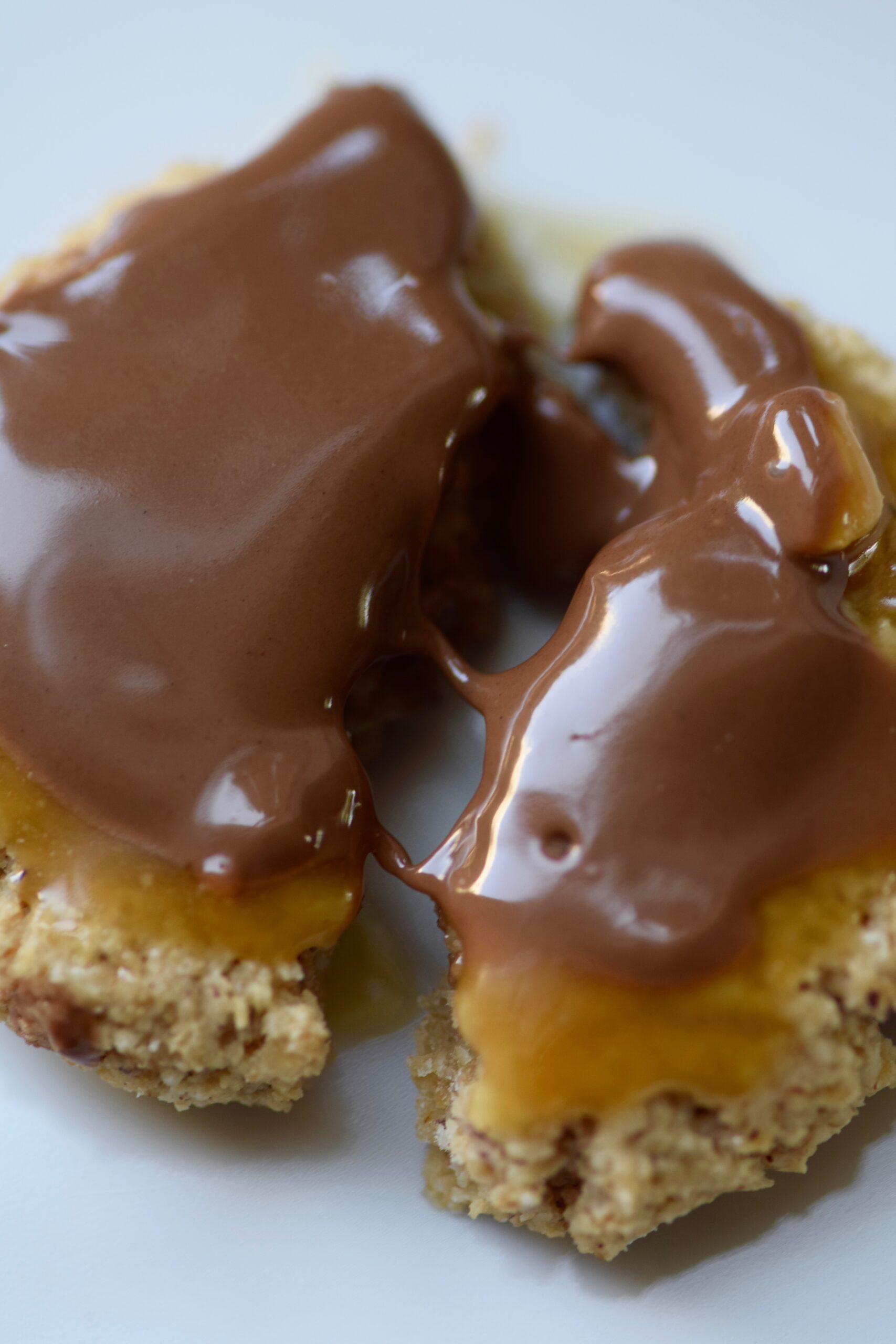 Oatmeal twix cookies