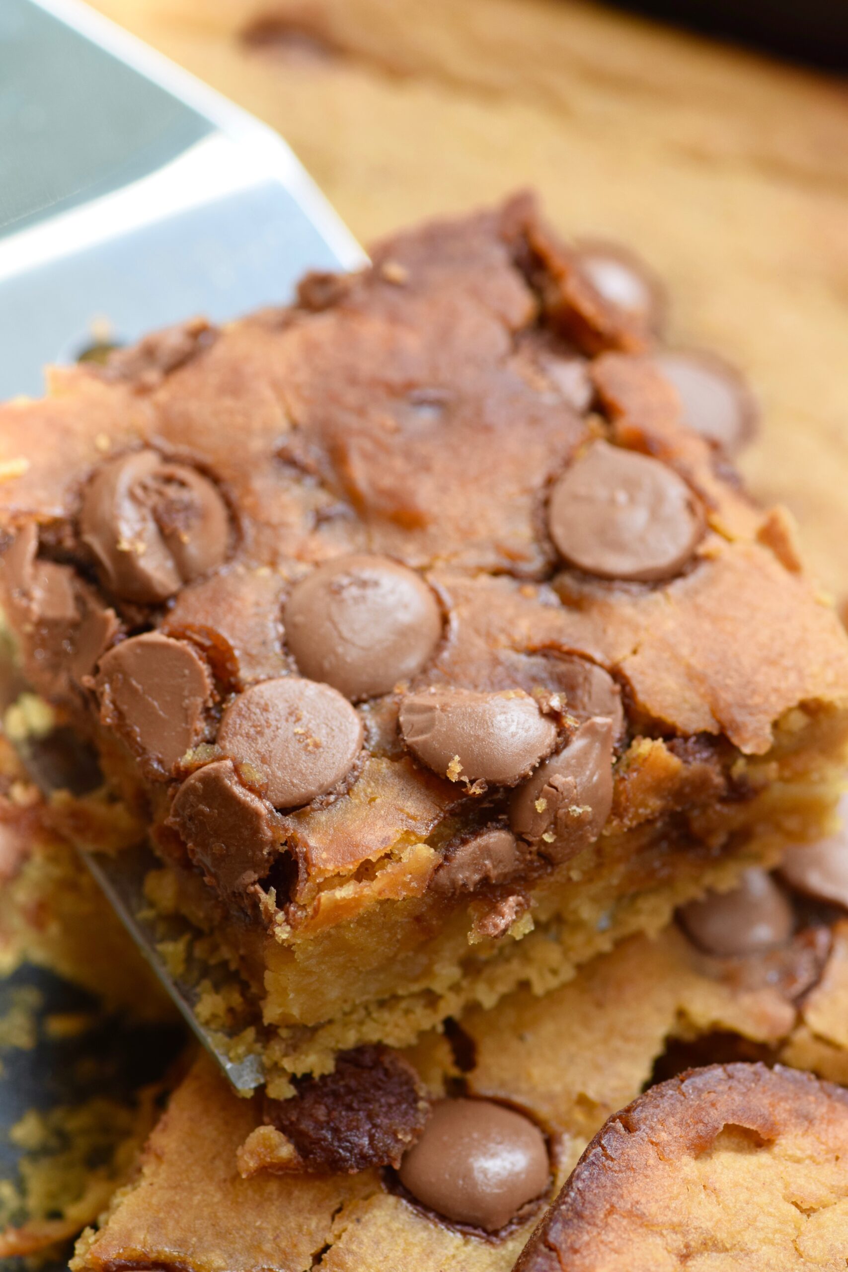 Easy pumpkin blondies